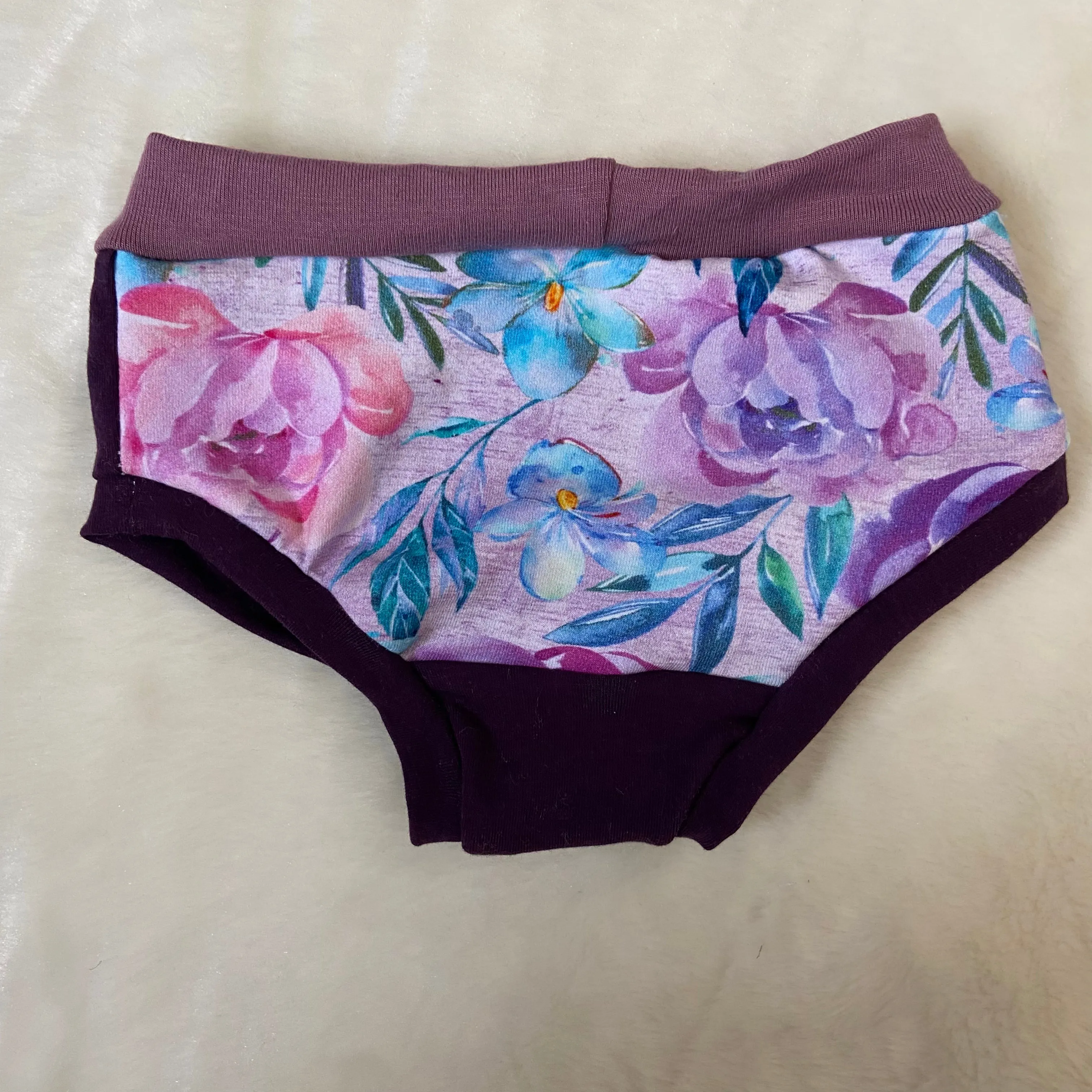 2T Children's Briefs