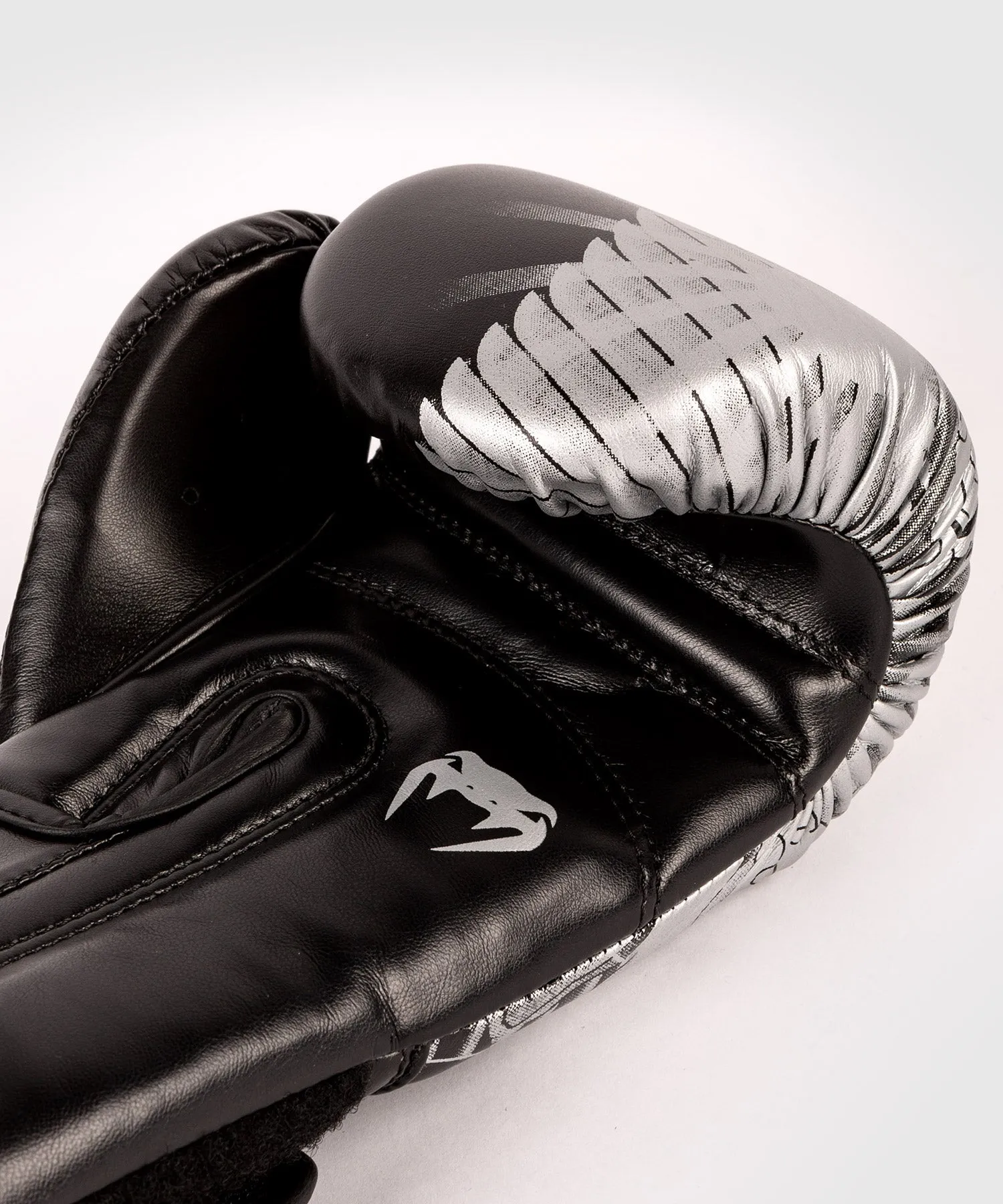 Venum YKZ21 Boxing Gloves - For Kids - Black/White